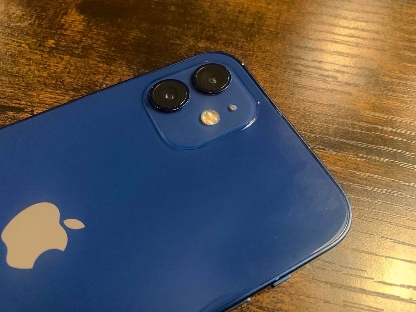 Apple iPhone 12 64GB Blue Unlocked - Used image 2