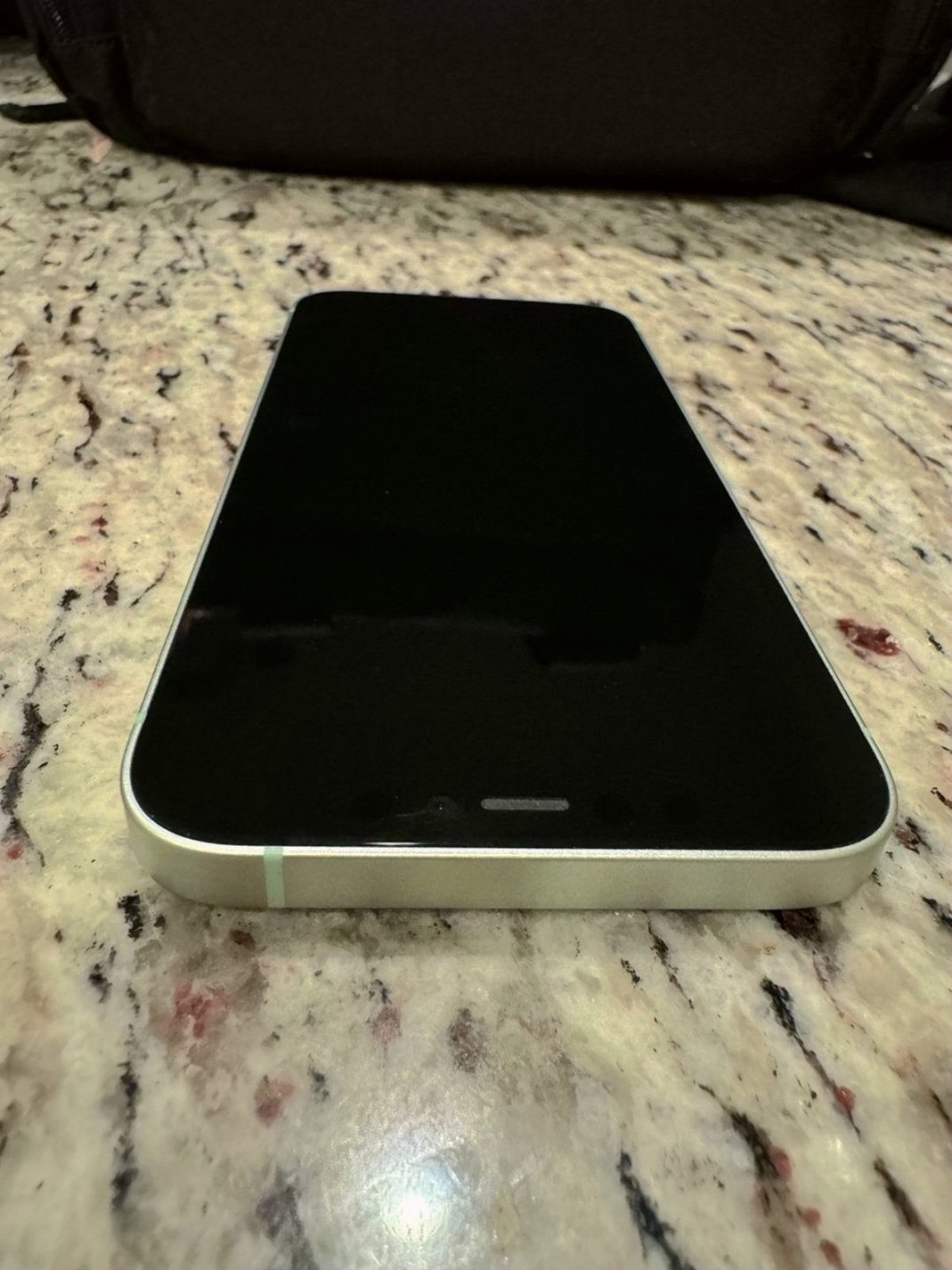 Apple iPhone 12 128GB Green Unlocked - Used image 3