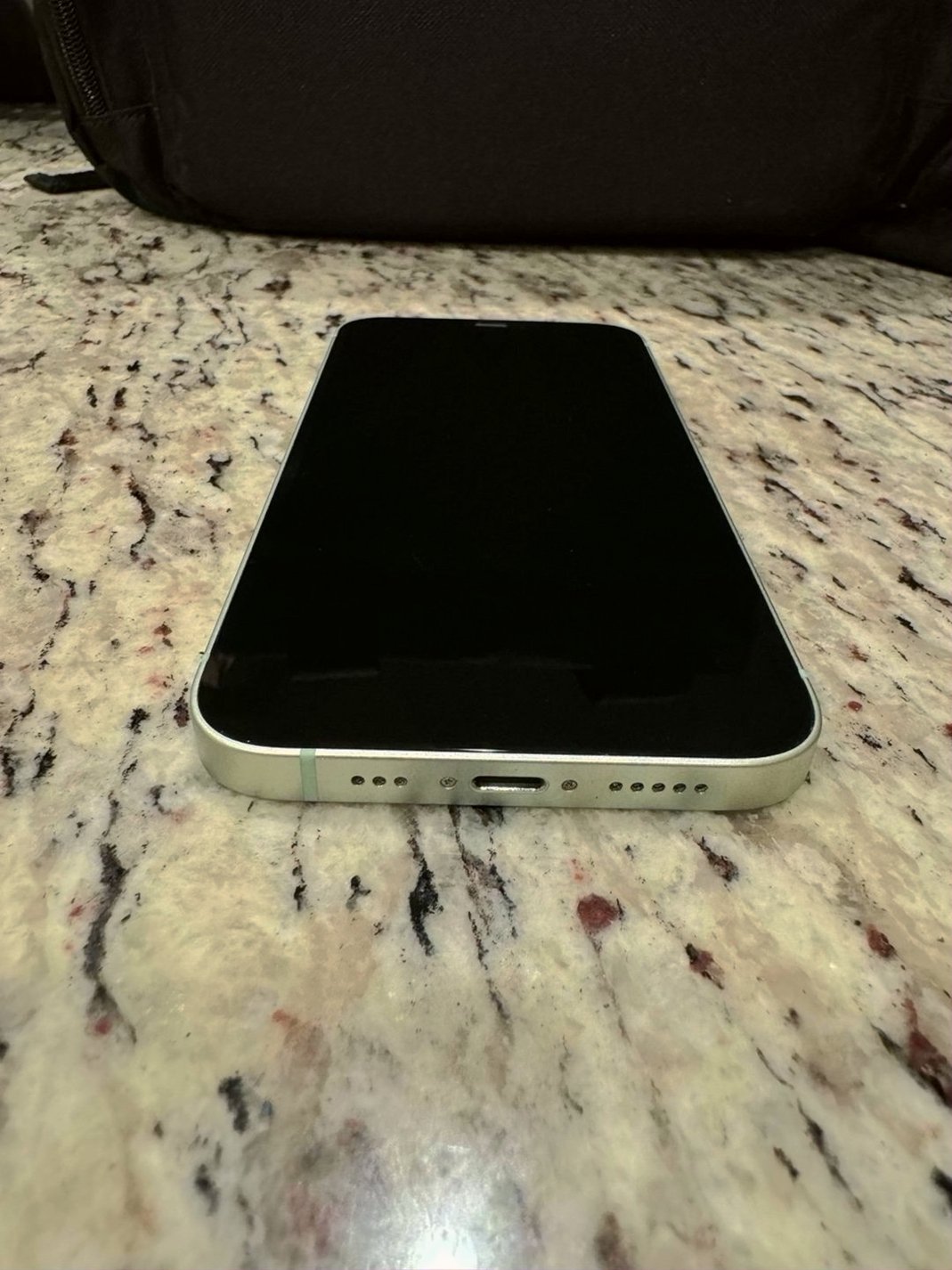 Apple iPhone 12 128GB Green Unlocked - Used image 4