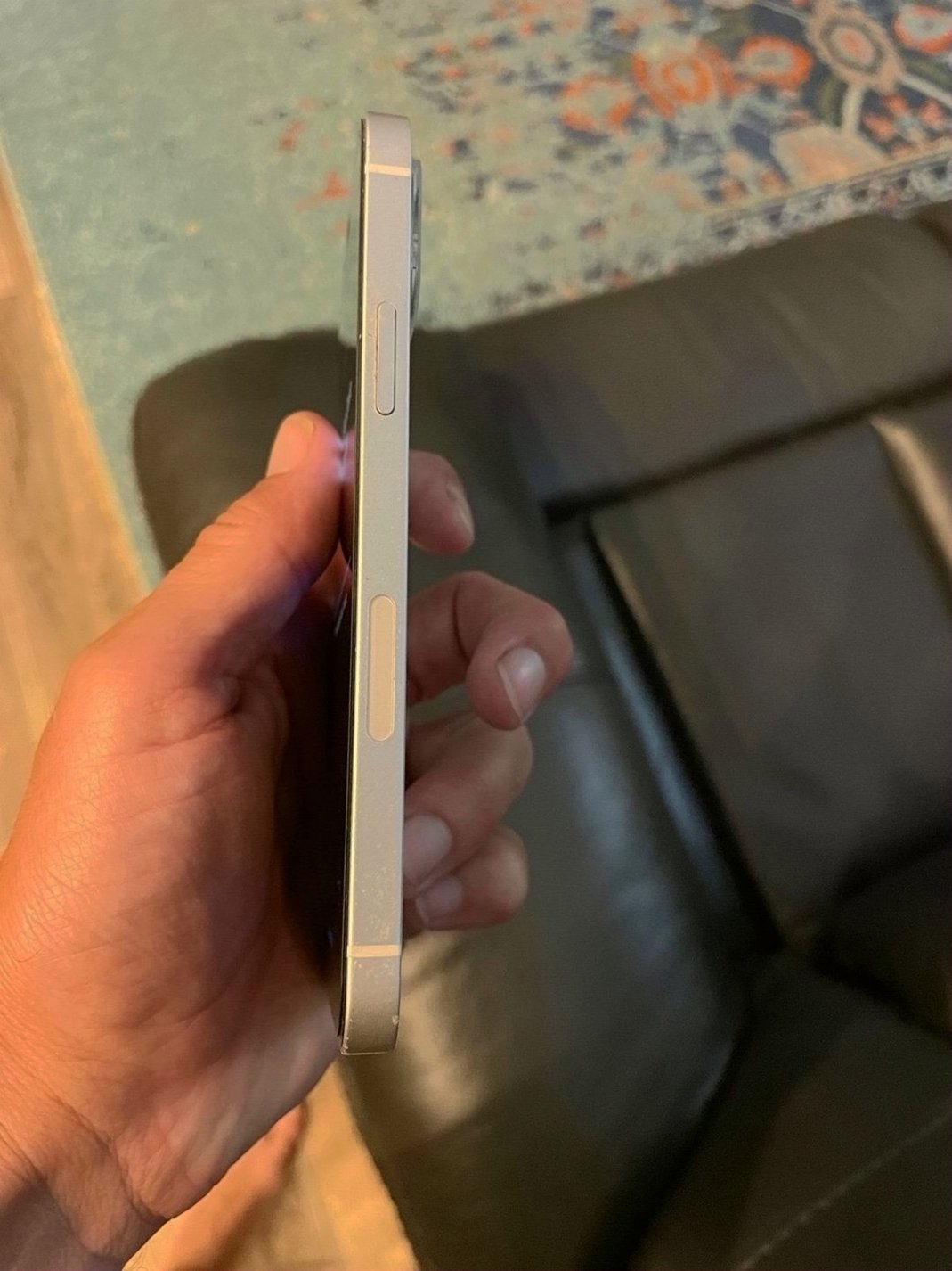 Apple iPhone 12 64GB White Unlocked - Used image 4