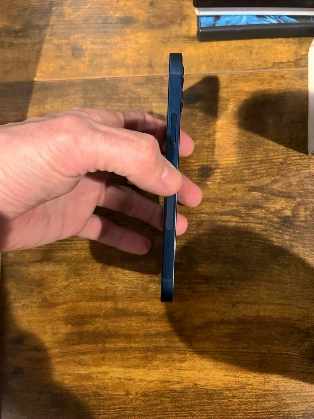 Apple iPhone 12 128GB Blue Unlocked - Used image 4