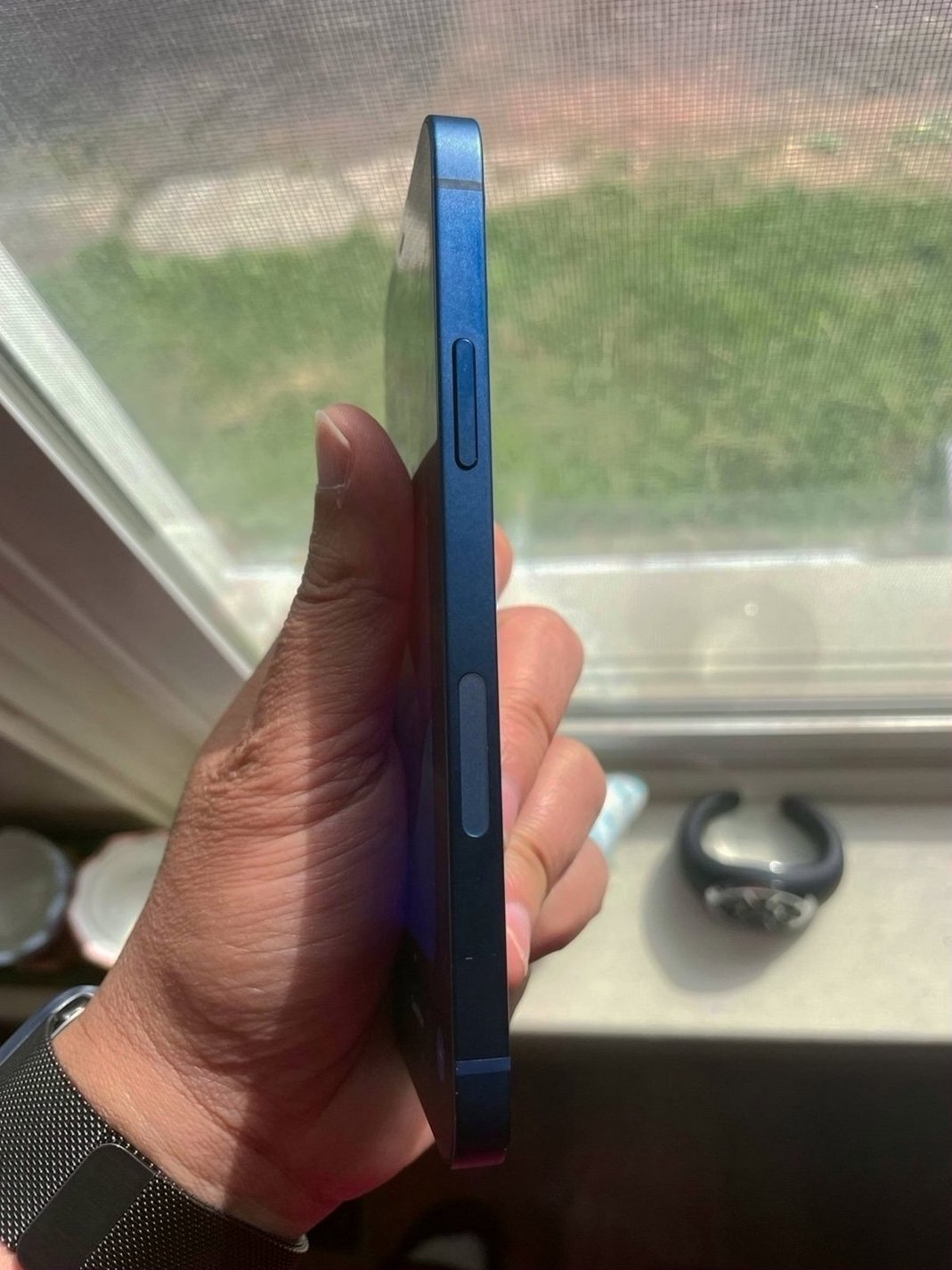 Apple iPhone 12 128GB Blue Unlocked - Used image 2