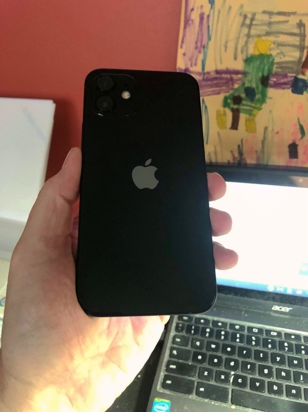 Apple iPhone 12 128GB Unlocked Black - Used image 2