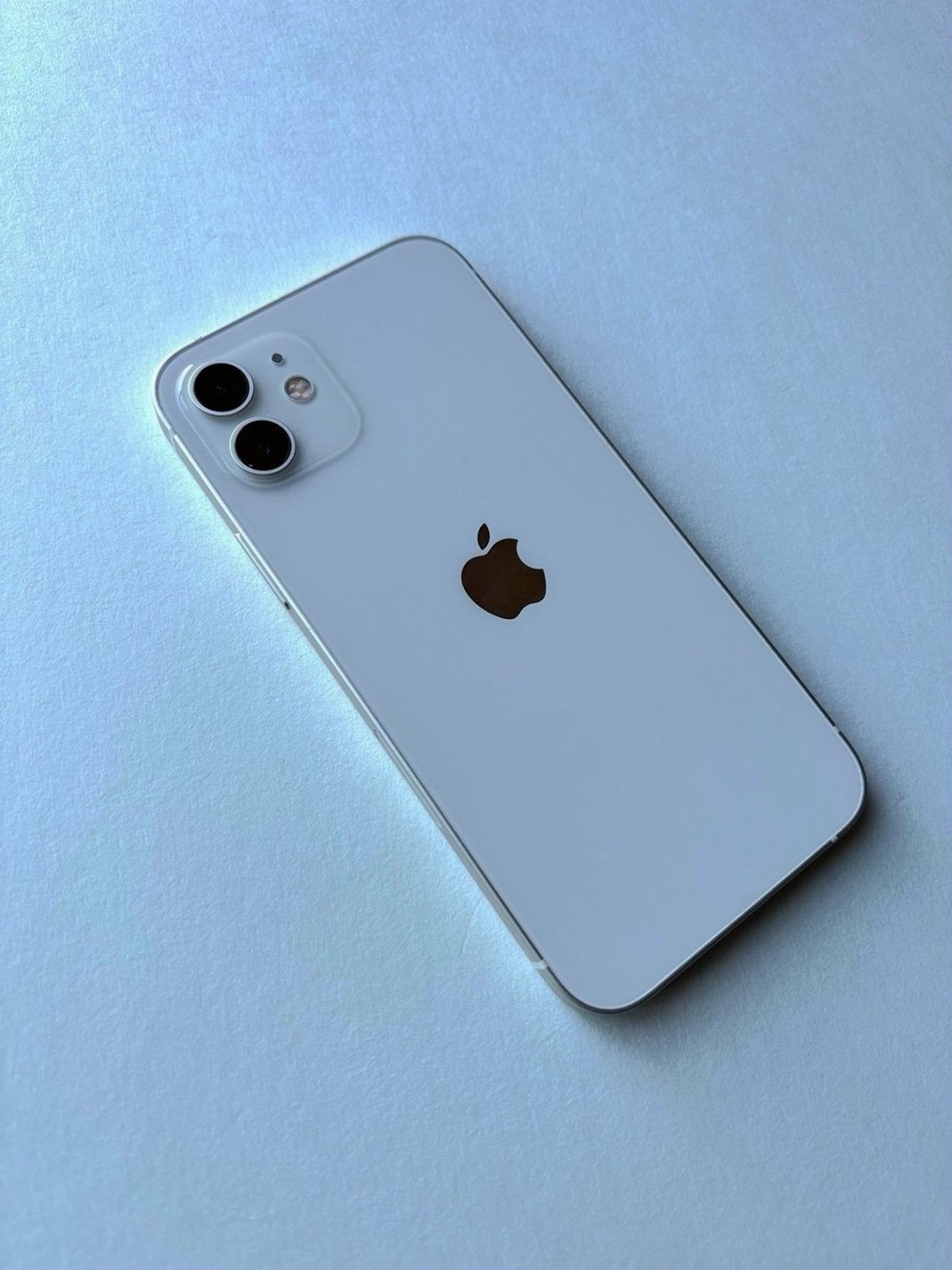 Apple iPhone 12 128GB Unlocked Used image 5