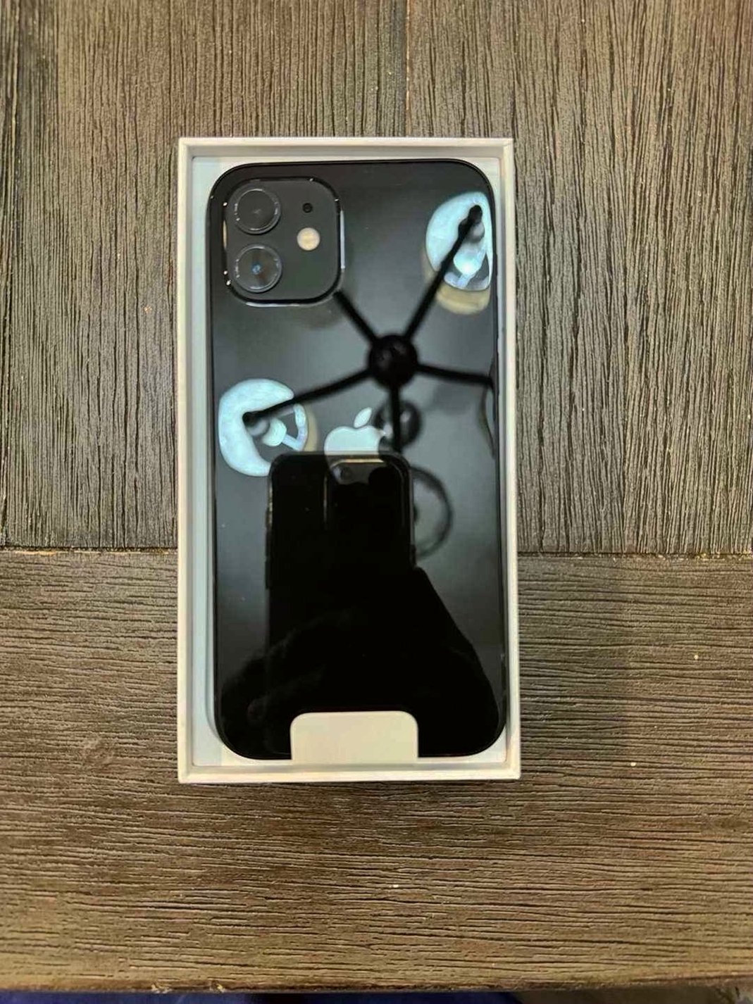 Apple iPhone 12 128GB Unlocked Used image 2