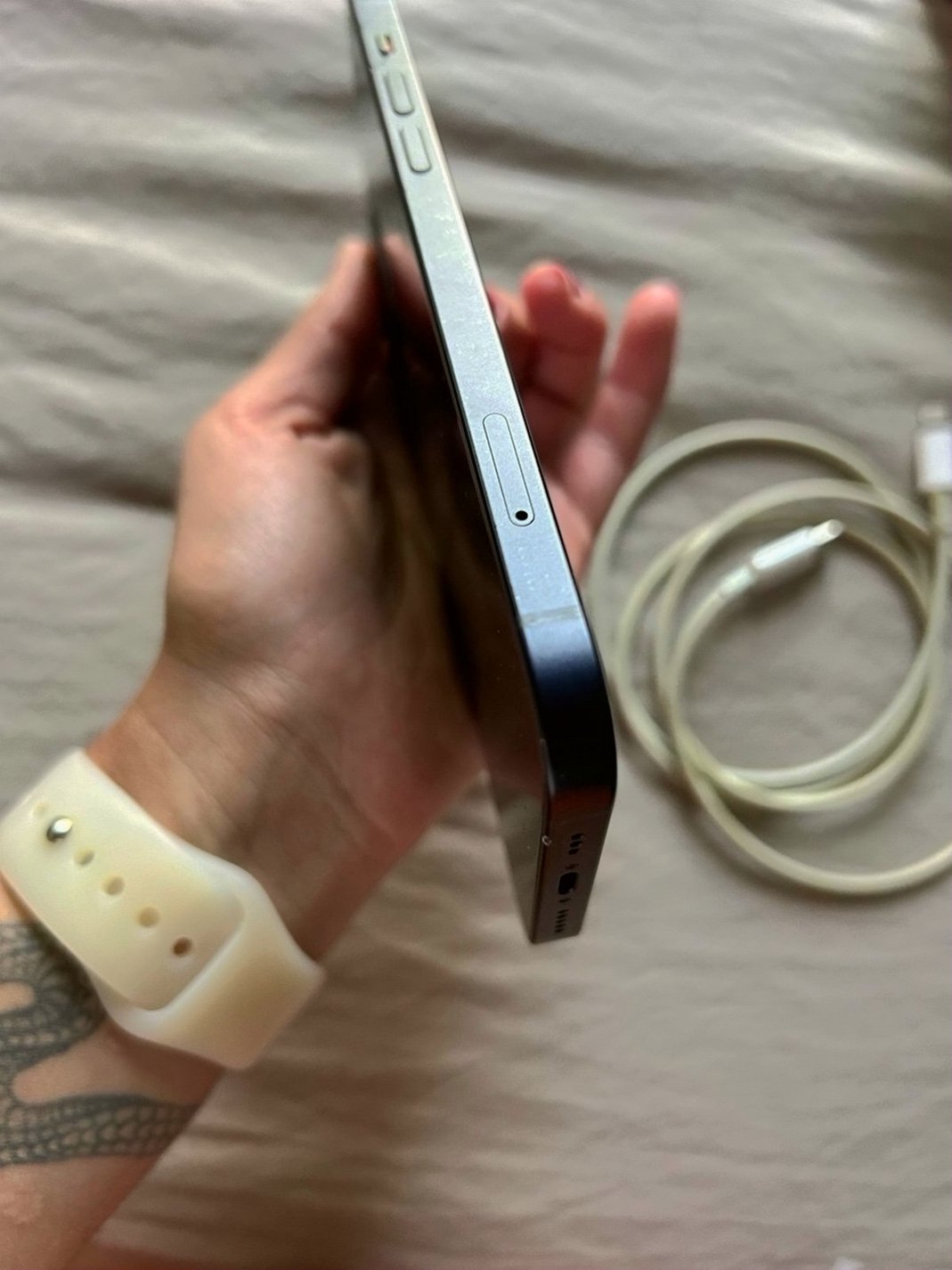Apple iPhone 12 128GB Unlocked Used image 5