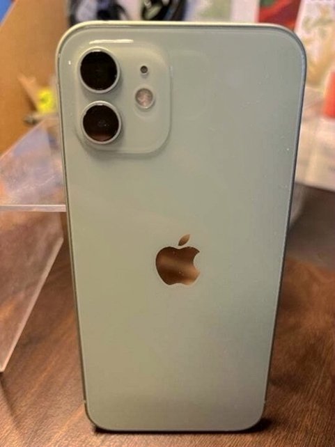 Apple iPhone 12 256GB Green Unlocked Used image 3