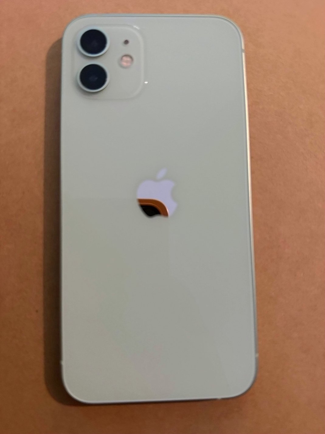 Apple iPhone 12 128GB White Unlocked - Used image 2