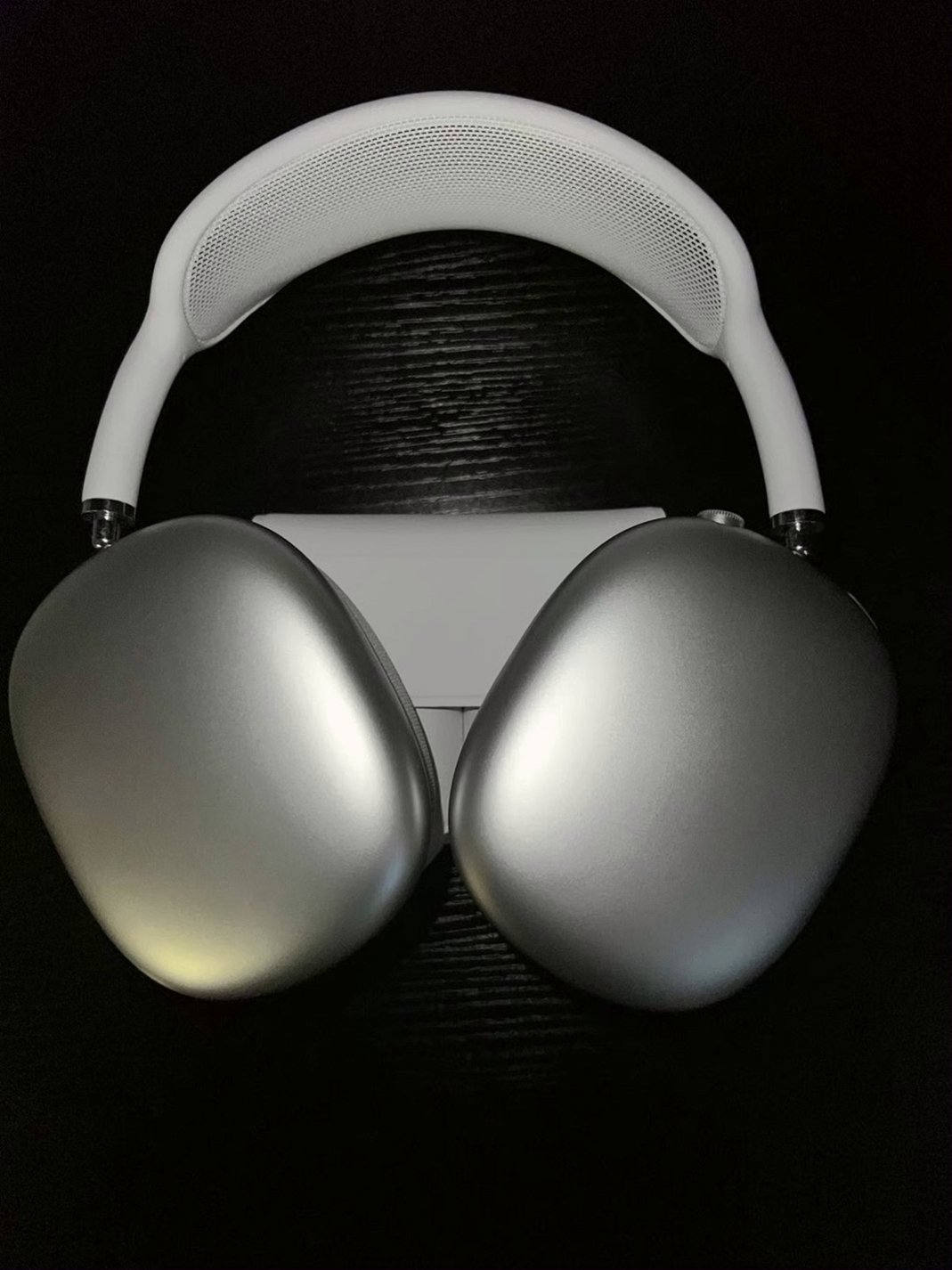 Apple AirPods Max Silver Unlocked - Used