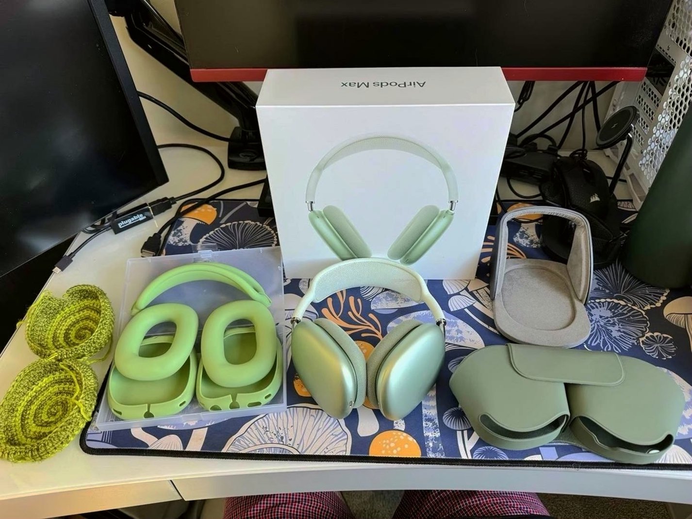 Apple AirPods Max Green Unlocked - Used