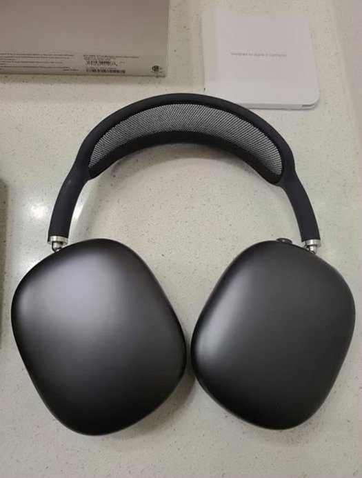 Apple AirPods Max 5Z82 Used image 2