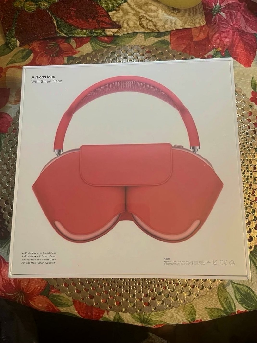 Apple AirPods Max Pink Unlocked - Used image 2