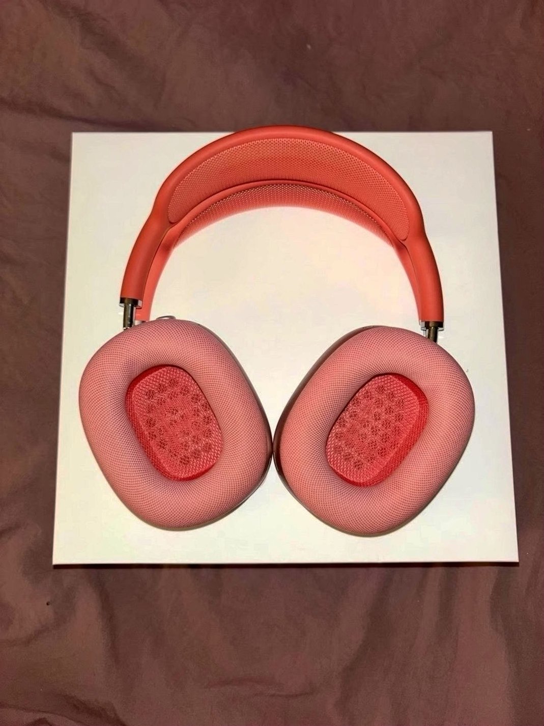 Apple AirPods Max 6X19 Pink Unlocked - Used image 4