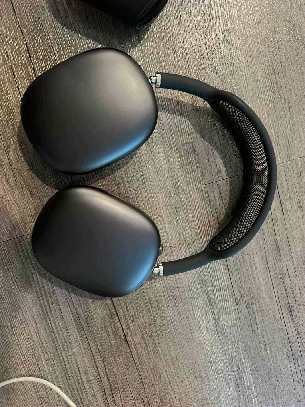 Apple AirPods Max Space Gray - Used image 2