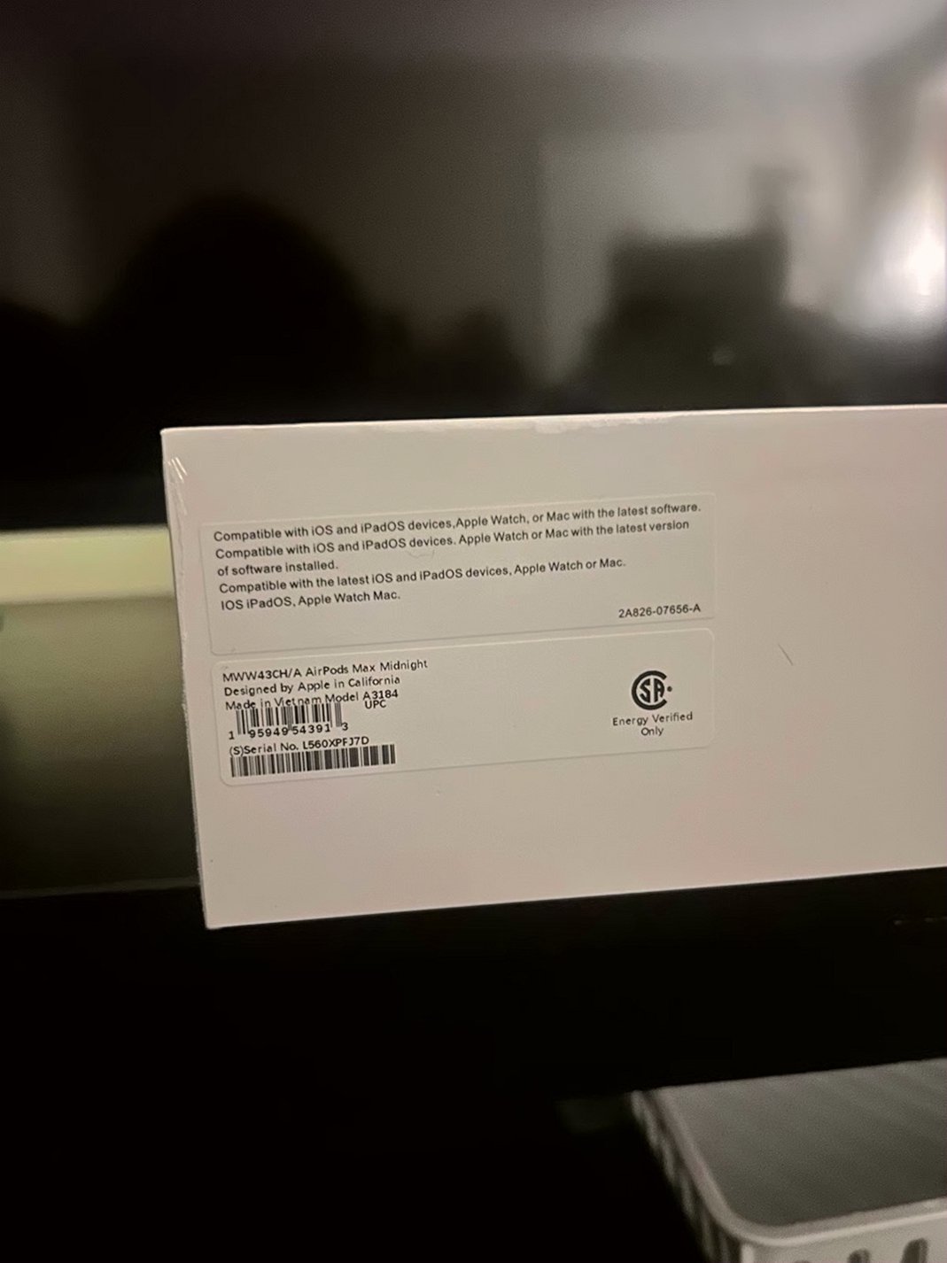 Apple AirPods Max Midnight Unlocked - Used image 3