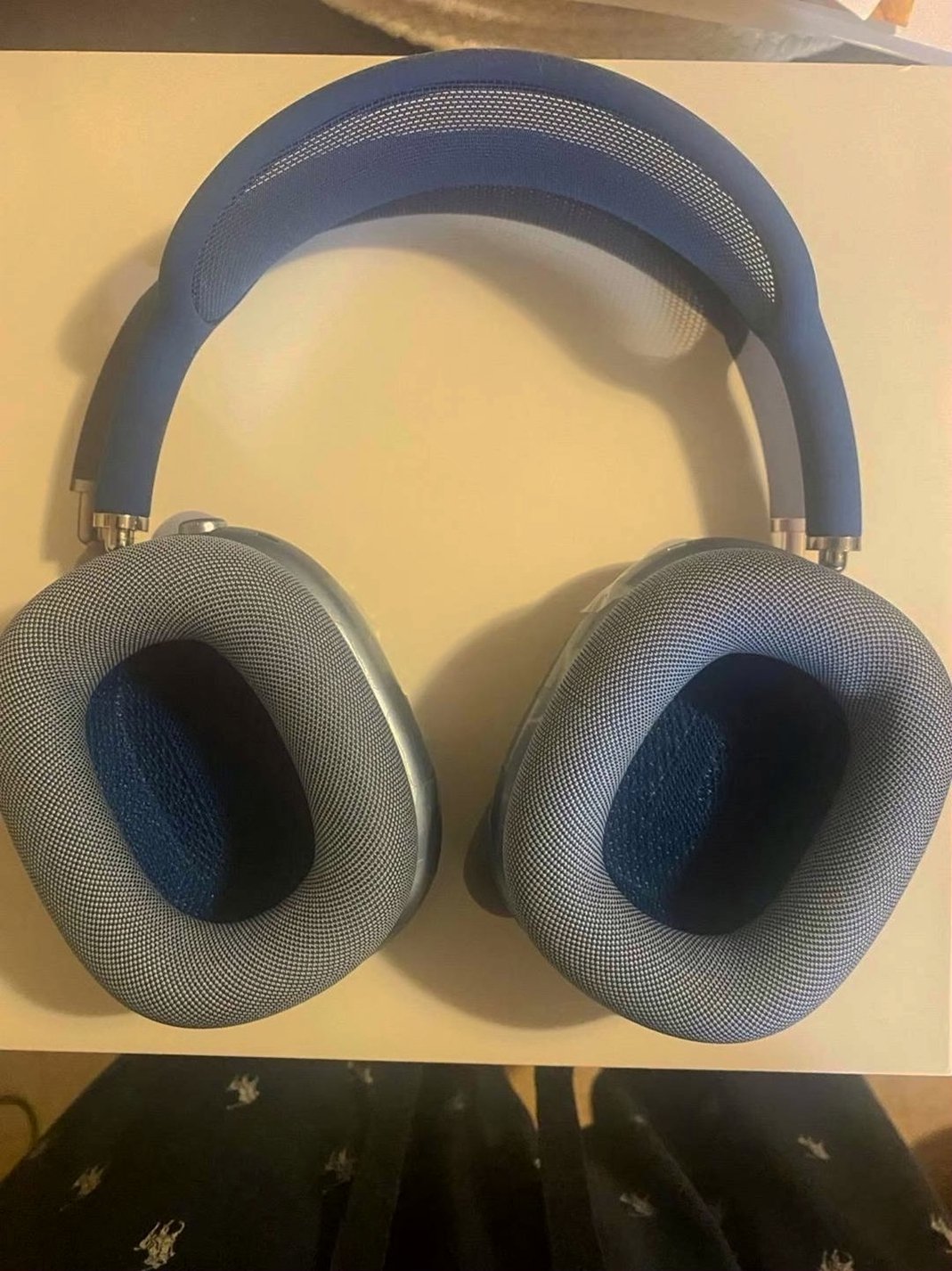 Apple AirPods Max 2X37 Blue Unlocked - Used image 2