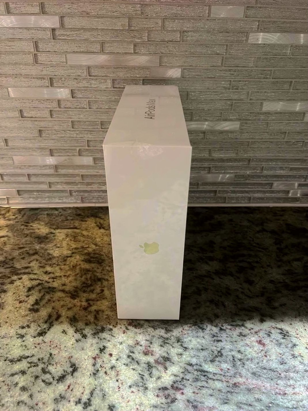 Apple AirPods Max with Smart Case & Lightning USB-C Cable 5Y28 - Used image 2