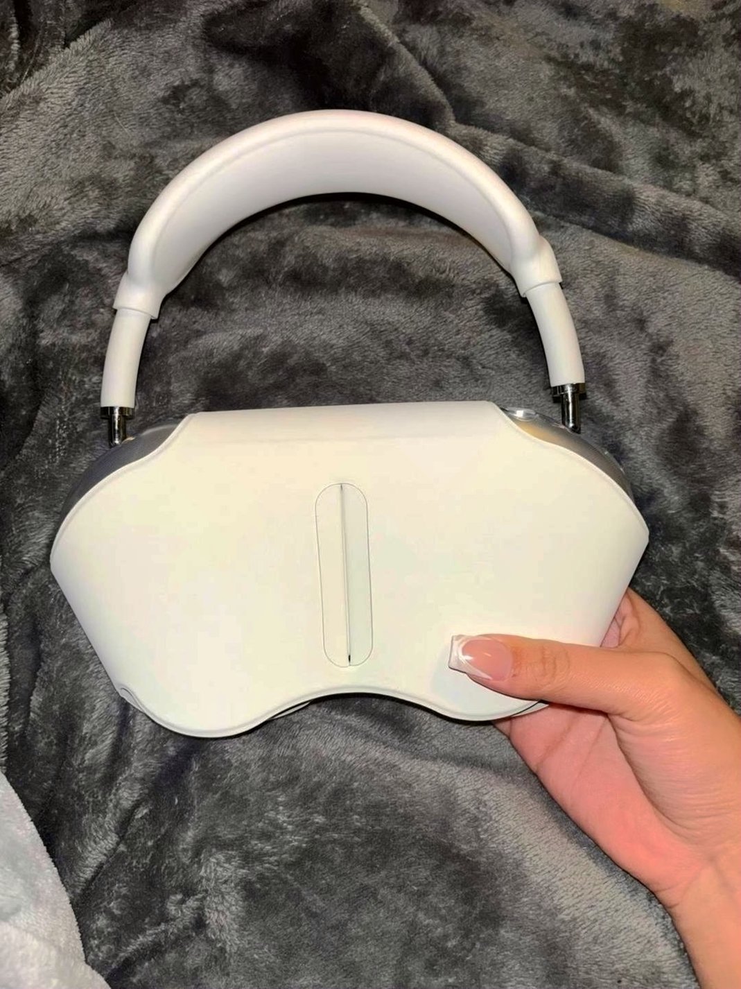 Apple AirPods Max 6R88 Silver Unlocked - Used image 2