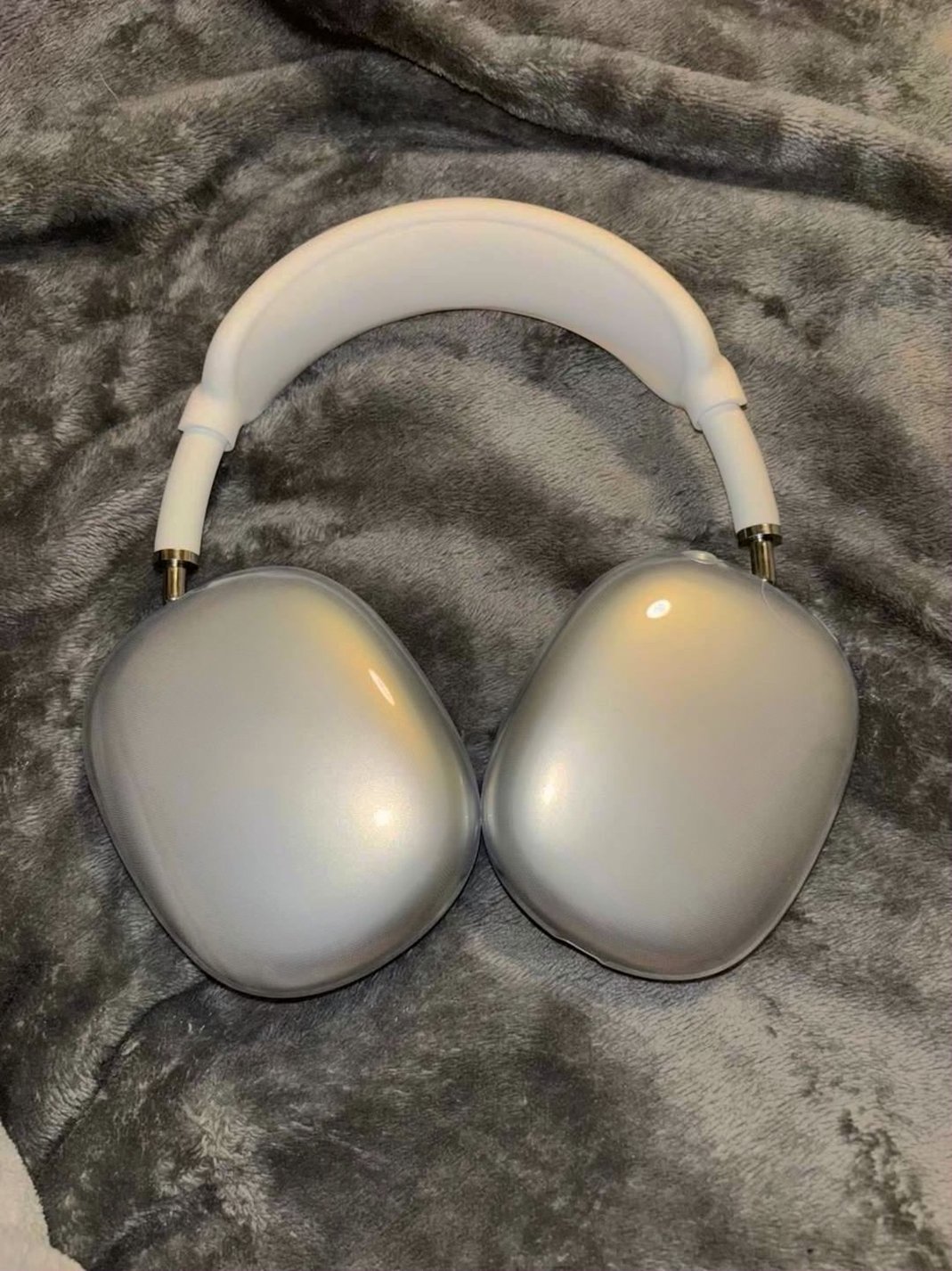 Apple AirPods Max 6R88 Silver Unlocked - Used image 4