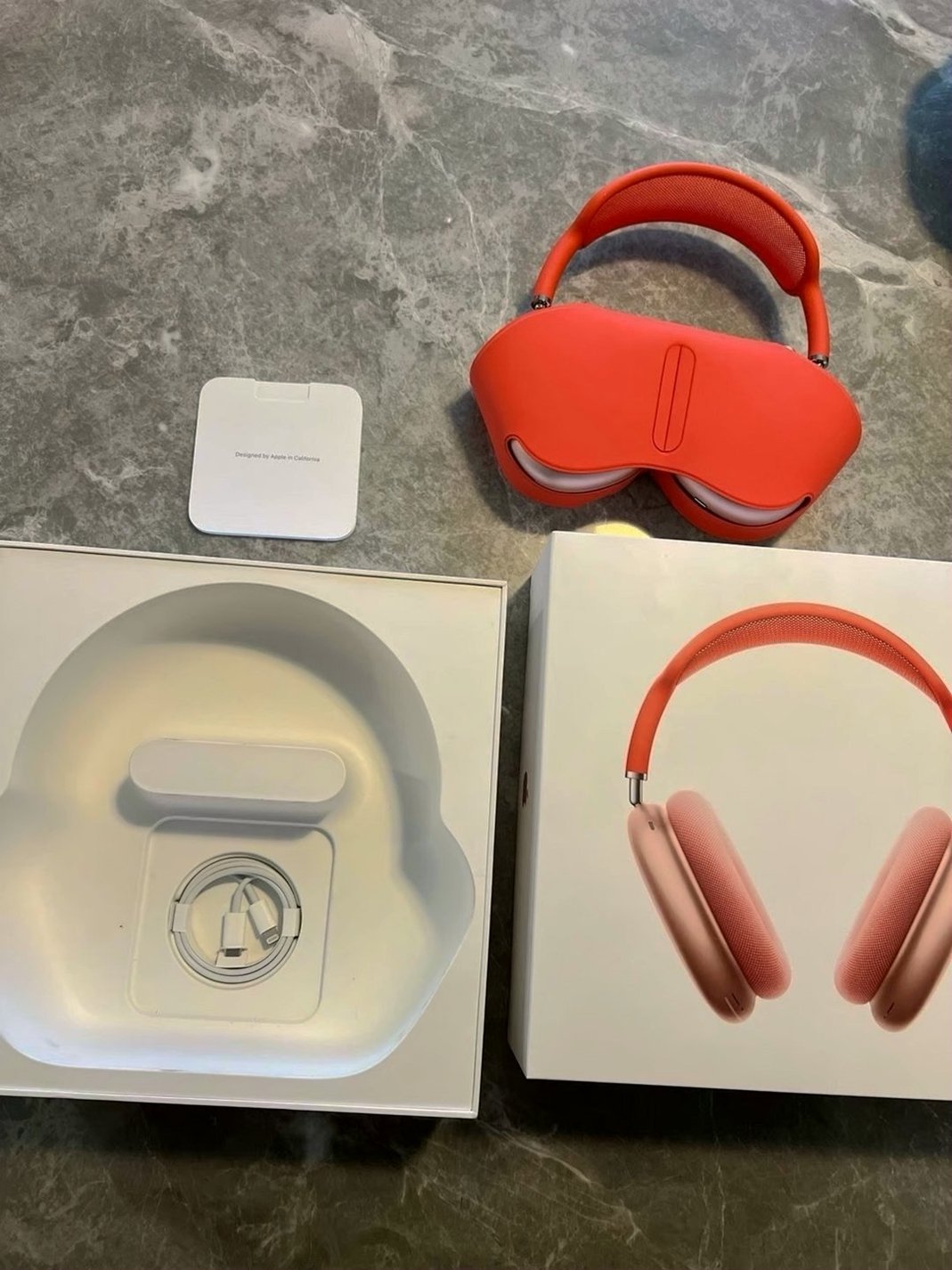 Apple AirPods Max Pink Unlocked - Used image 3