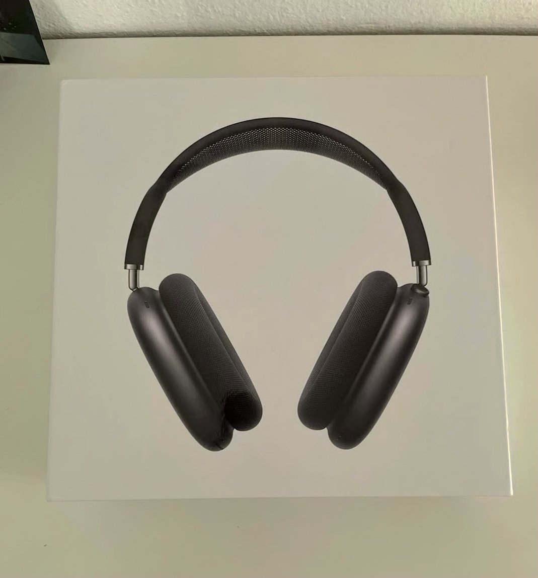 Apple AirPods Max Space Grey Unlocked - Used