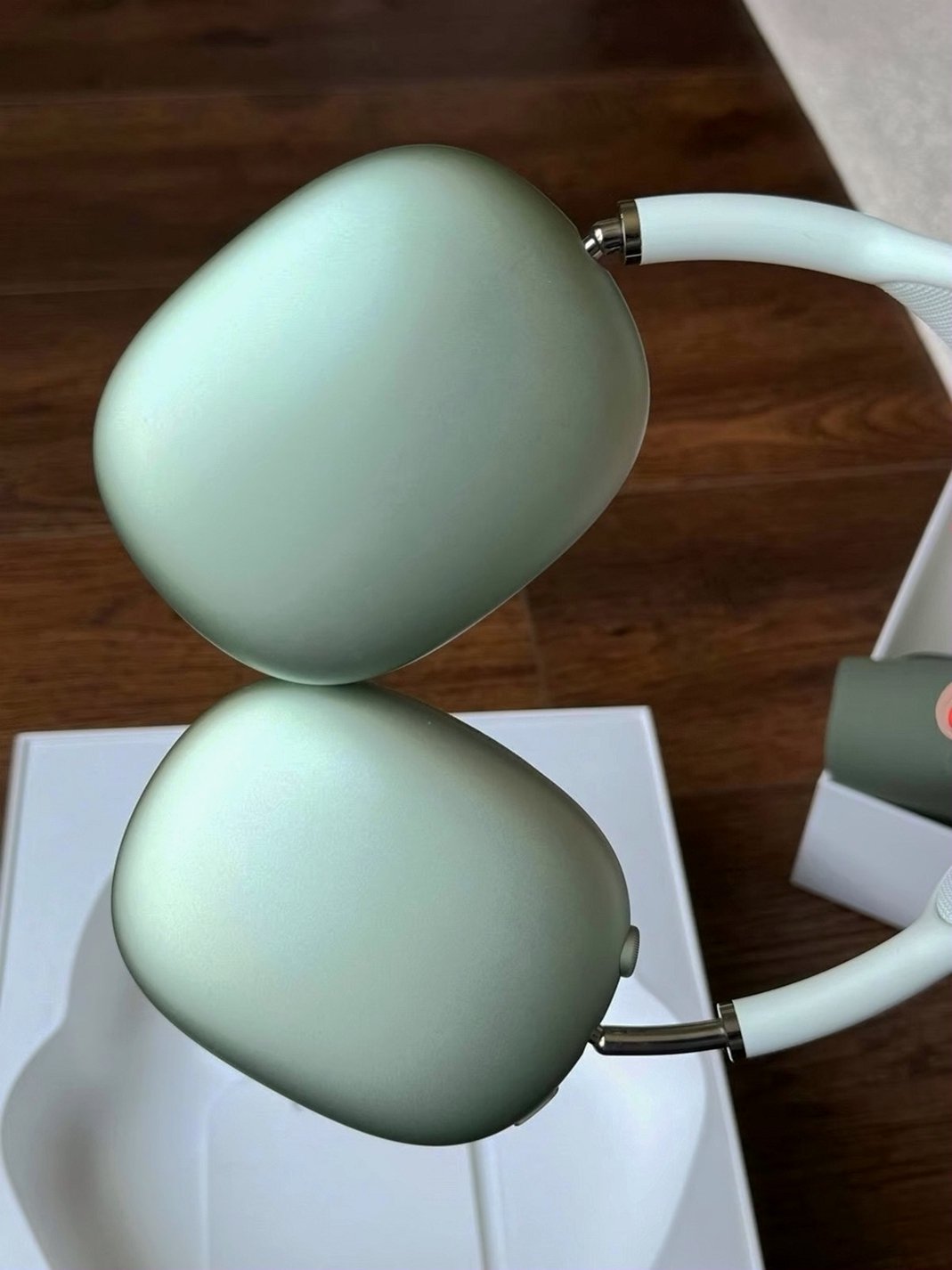Apple AirPods Max Green Used image 5