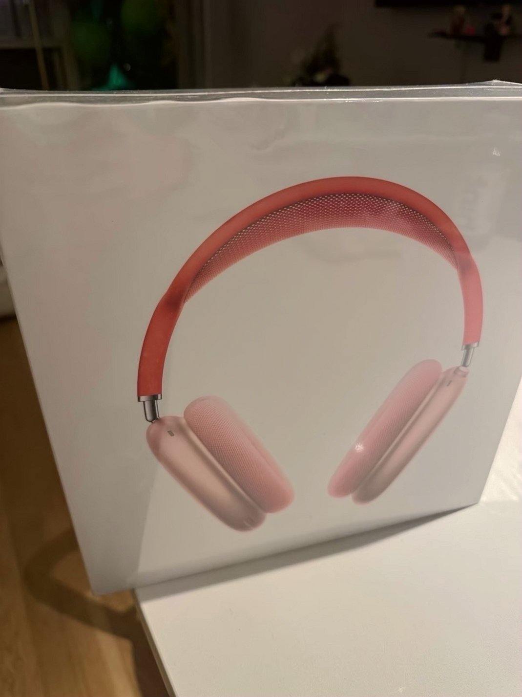 Apple AirPods Max with Smart Case 3L75 - Used image 3