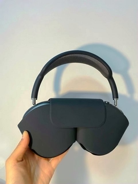 Apple AirPods Max Space Gray Used image 2