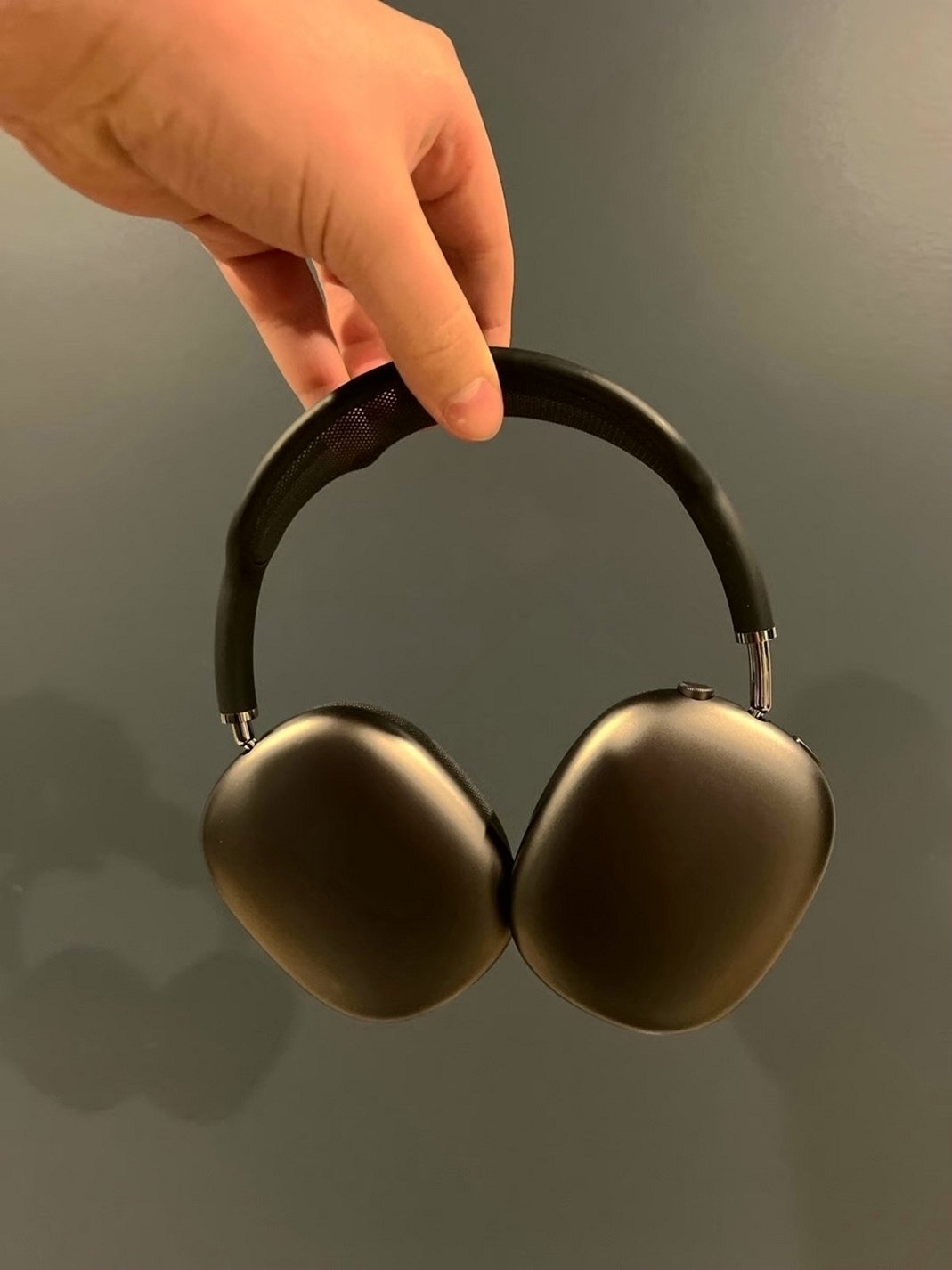 Apple AirPods Max 9U91 Used image 4