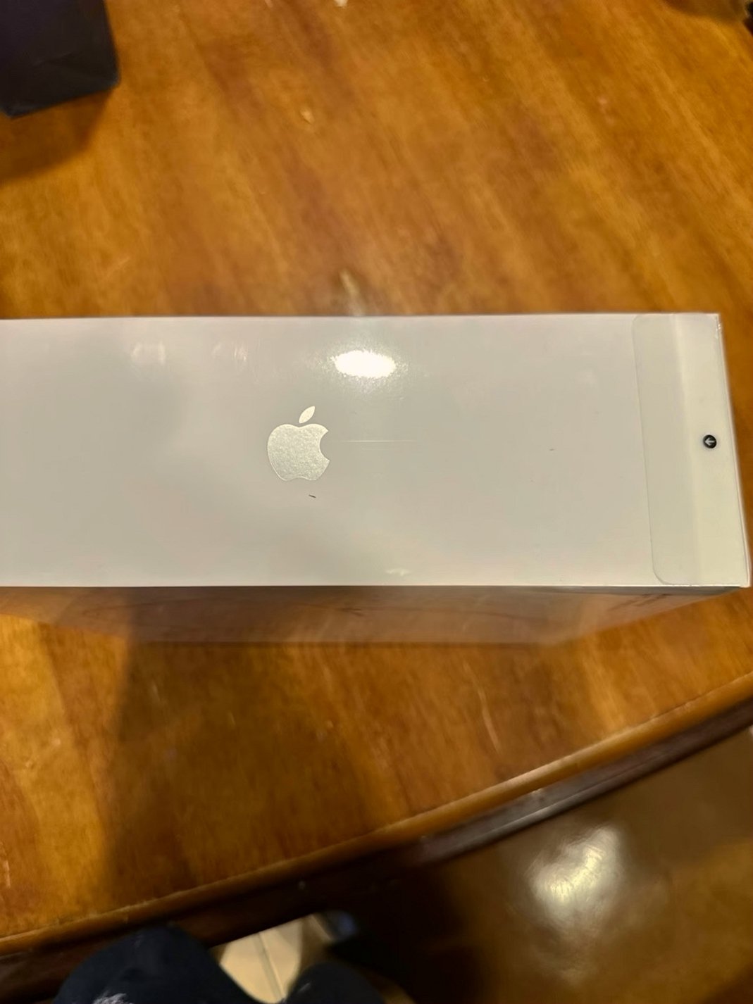 Apple AirPods Max White & Silver Unlocked - Used image 5