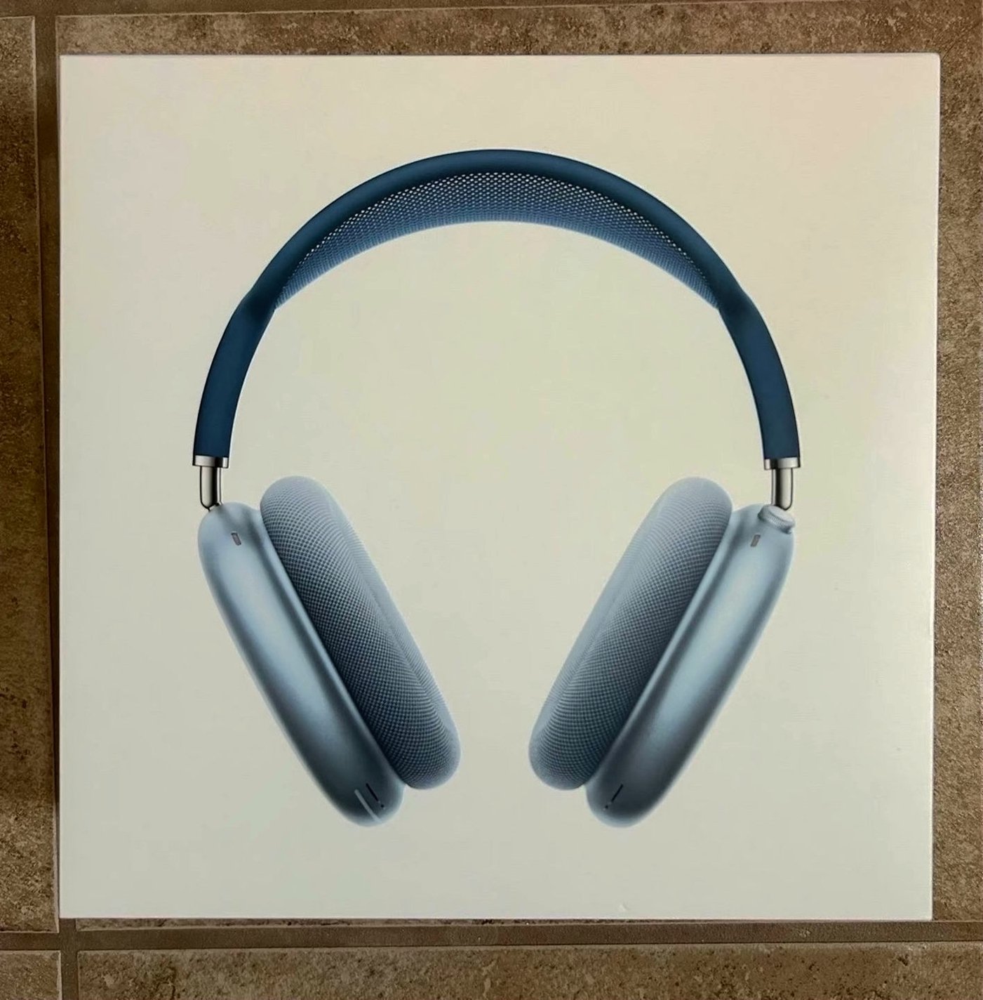 Apple AirPods Max Sky Blue Unlocked - Used