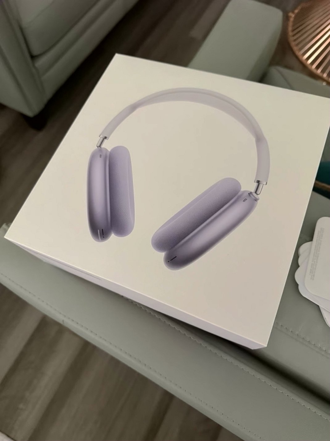 Apple AirPods Max Purple 1U77 - Used image 3