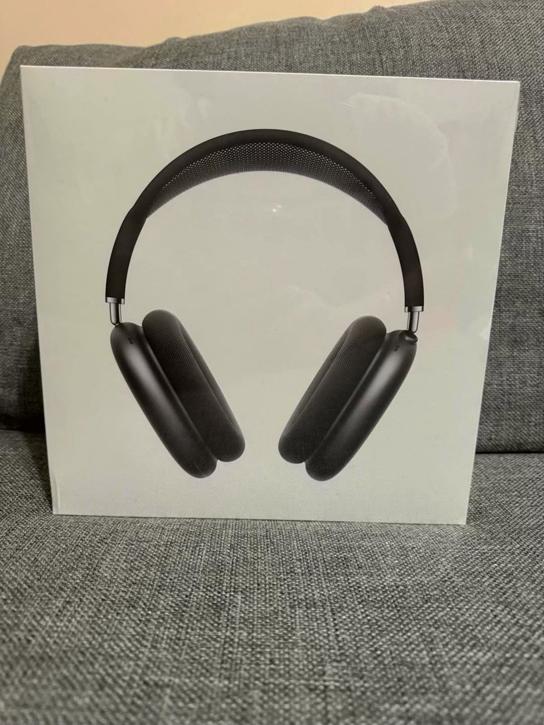 Apple AirPods Max 8O96 Sealed Used