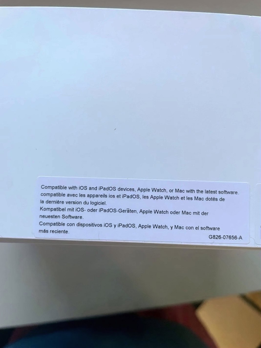 Apple AirPods Max White Unlocked - Used image 3