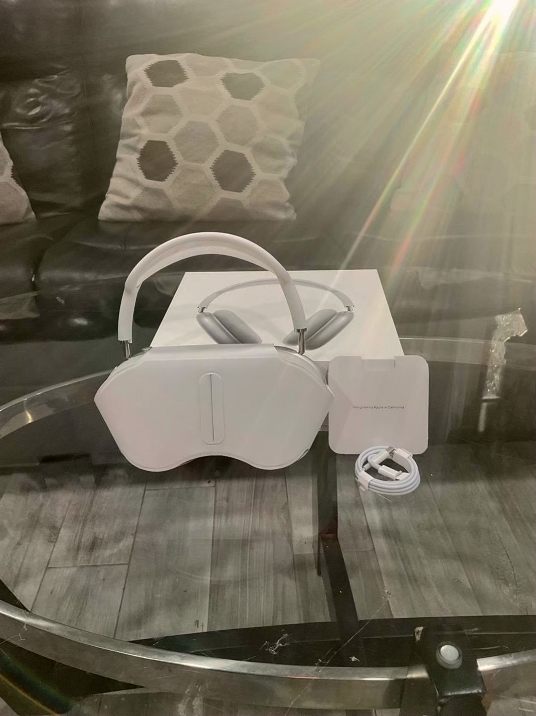 Apple AirPods Max Silver Unlocked - Used image 5