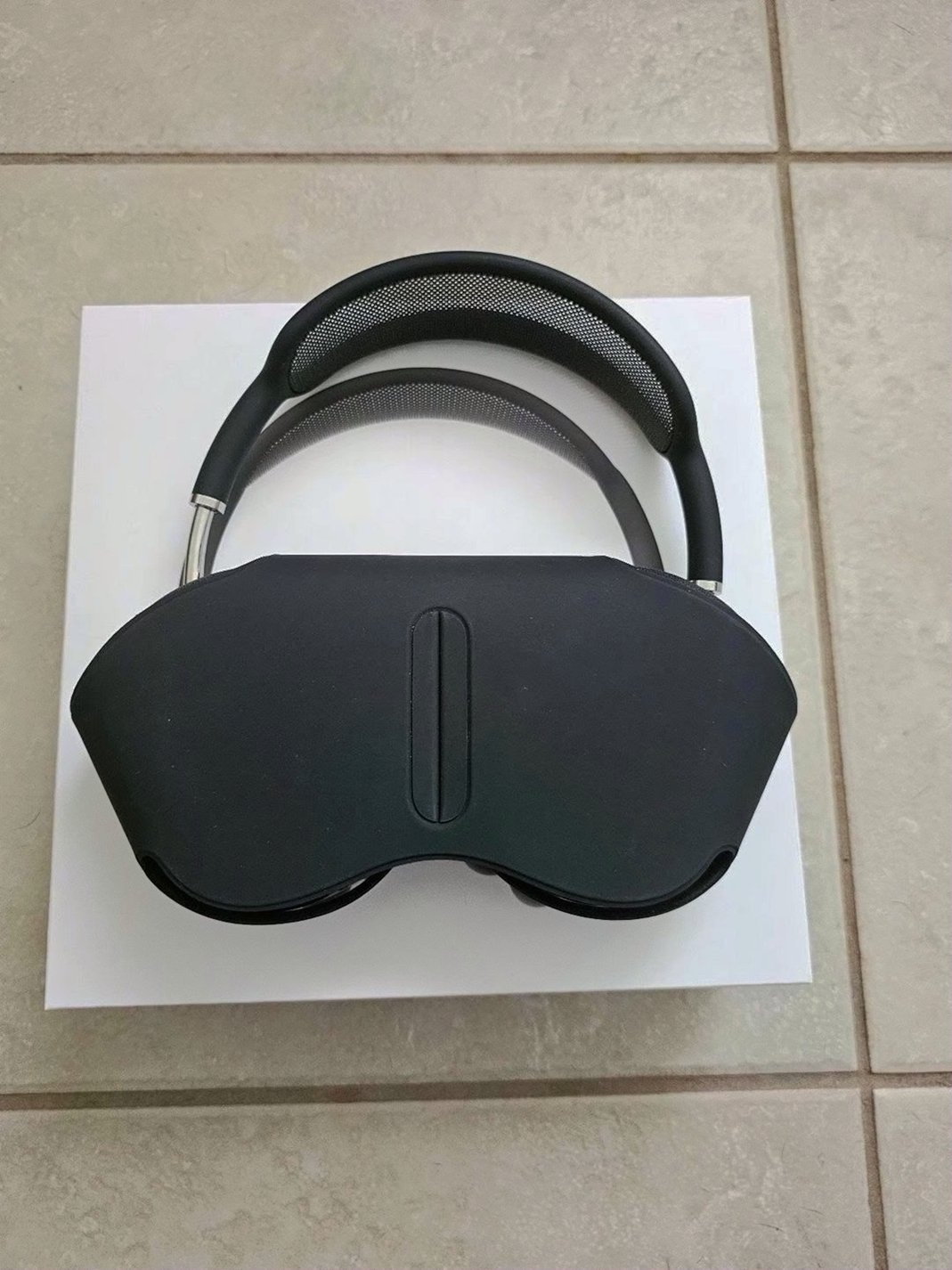 Apple Airpods Max 3Z37 Space Gray - Used image 4