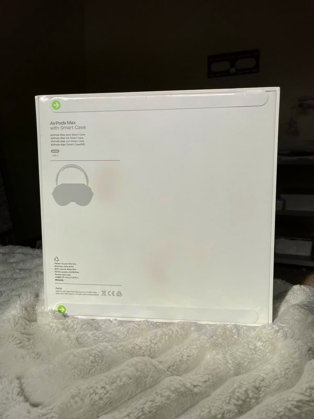 Apple AirPods Max 8B79 Unlocked - Used image 2