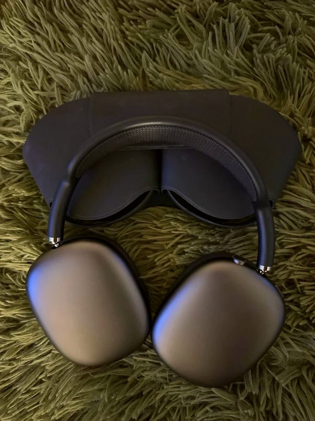 Apple AirPods Max 8Z87 Used