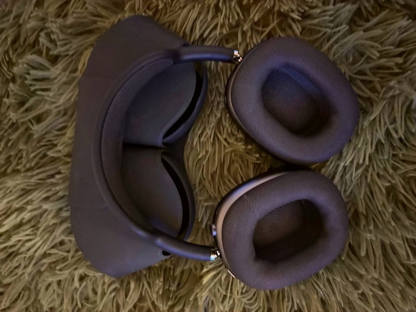 Apple AirPods Max 8Z87 Used image 2