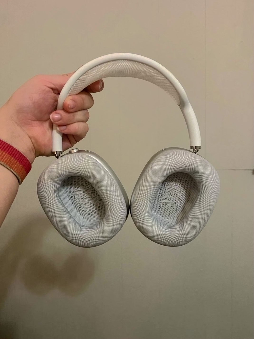 Apple AirPods Max Unlocked - Used image 5