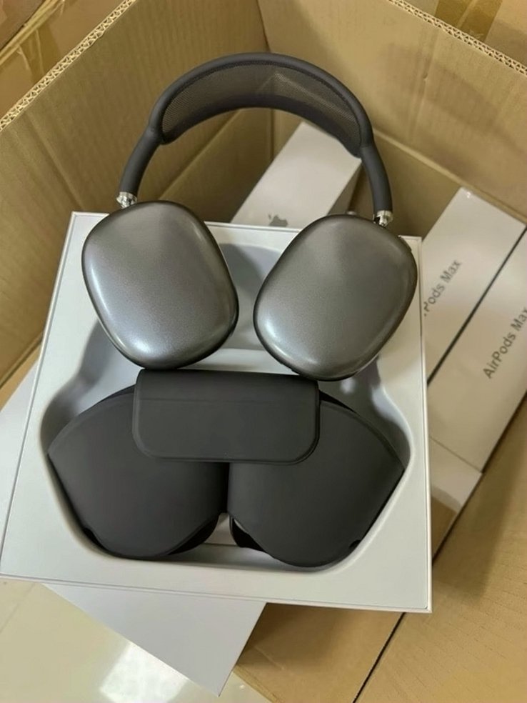 Apple Airpods Pro Max Wireless Headphones 7R51 - Used