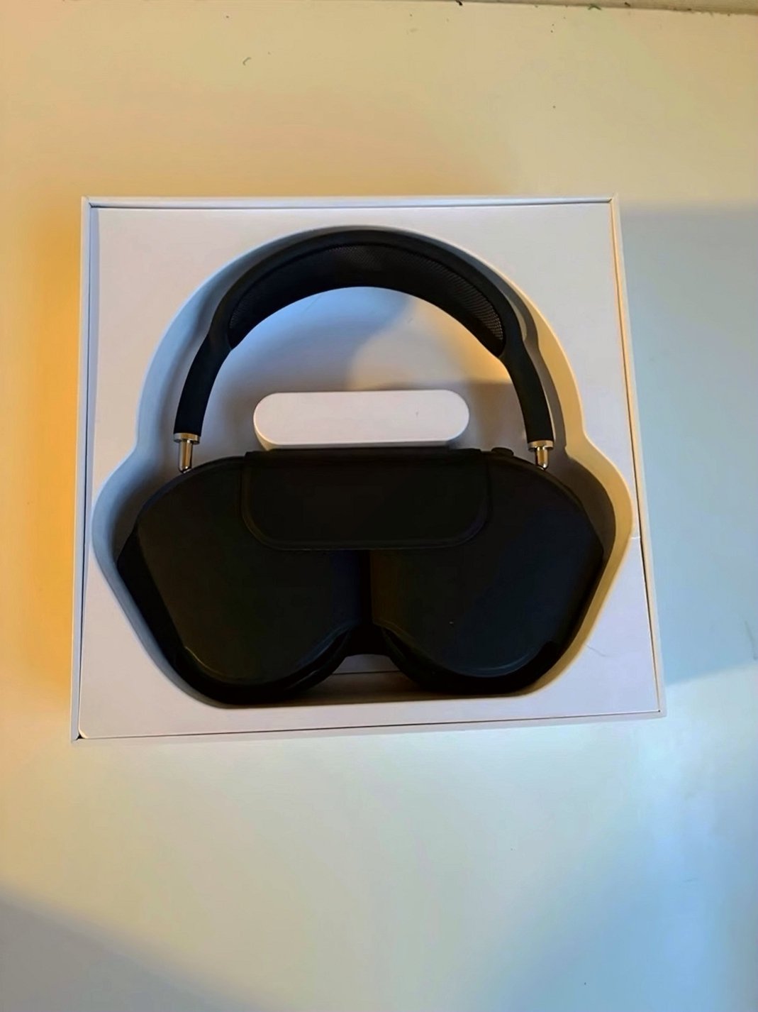 Apple AirPods Max 6Q96 - Used image 4