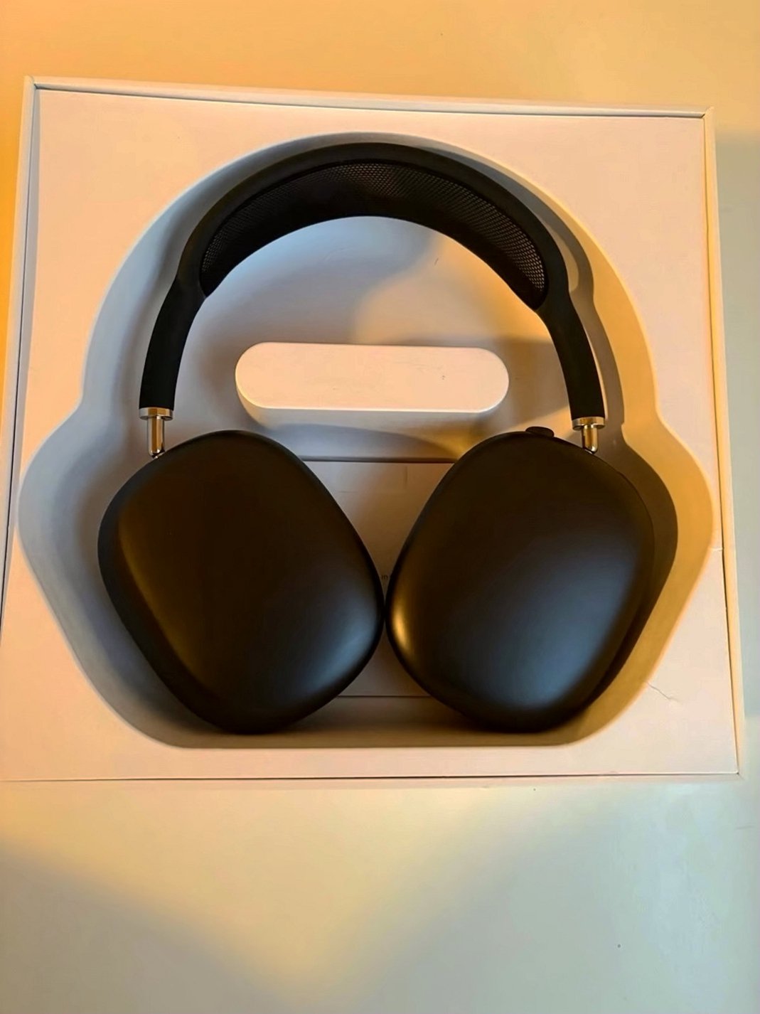 Apple AirPods Max 6Q96 - Used image 5