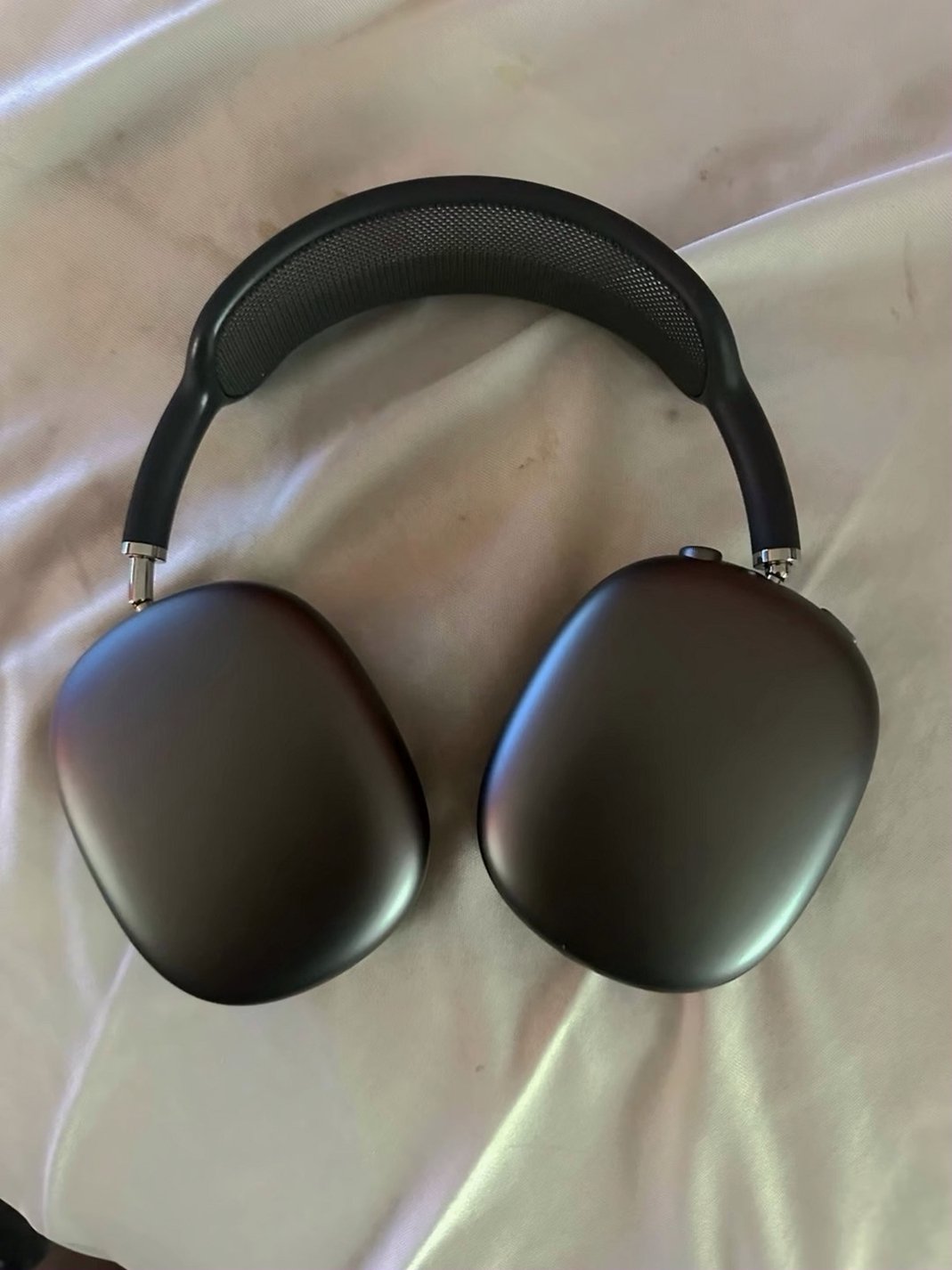 Apple AirPod Max 1C57 Used image 3