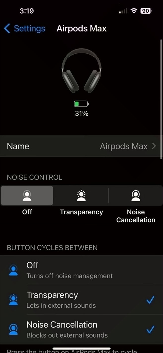 Apple AirPods Max 7T27 - Used image 4