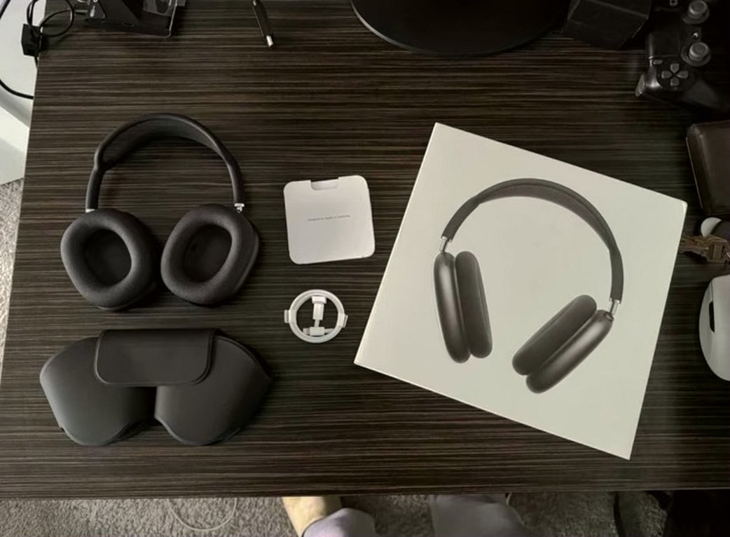 Apple AirPods Max 6J39 Space Gray Used image 2
