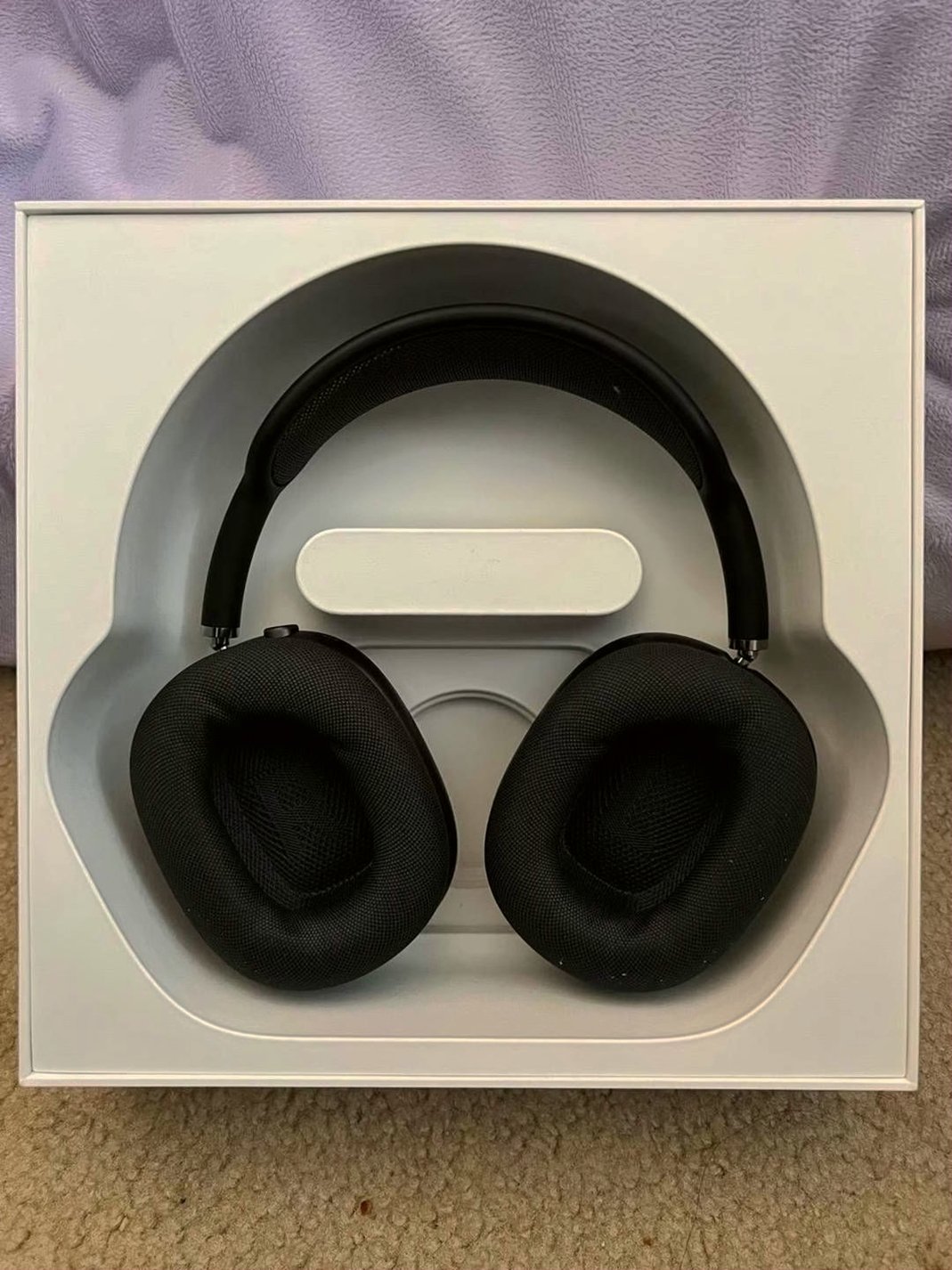 Apple AirPods Max 8D73 Used image 3