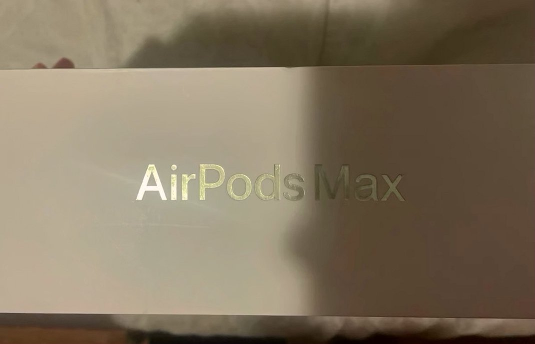 Apple AirPods Max 8G87 Green Unlocked - Used image 2