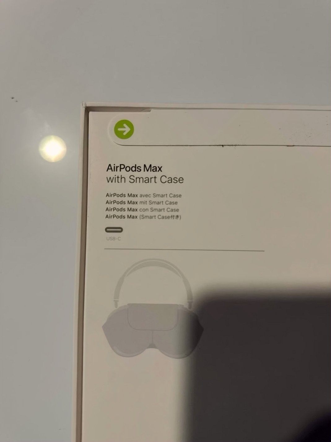 Apple AirPods Max Black USB-C Unlocked - Used image 4