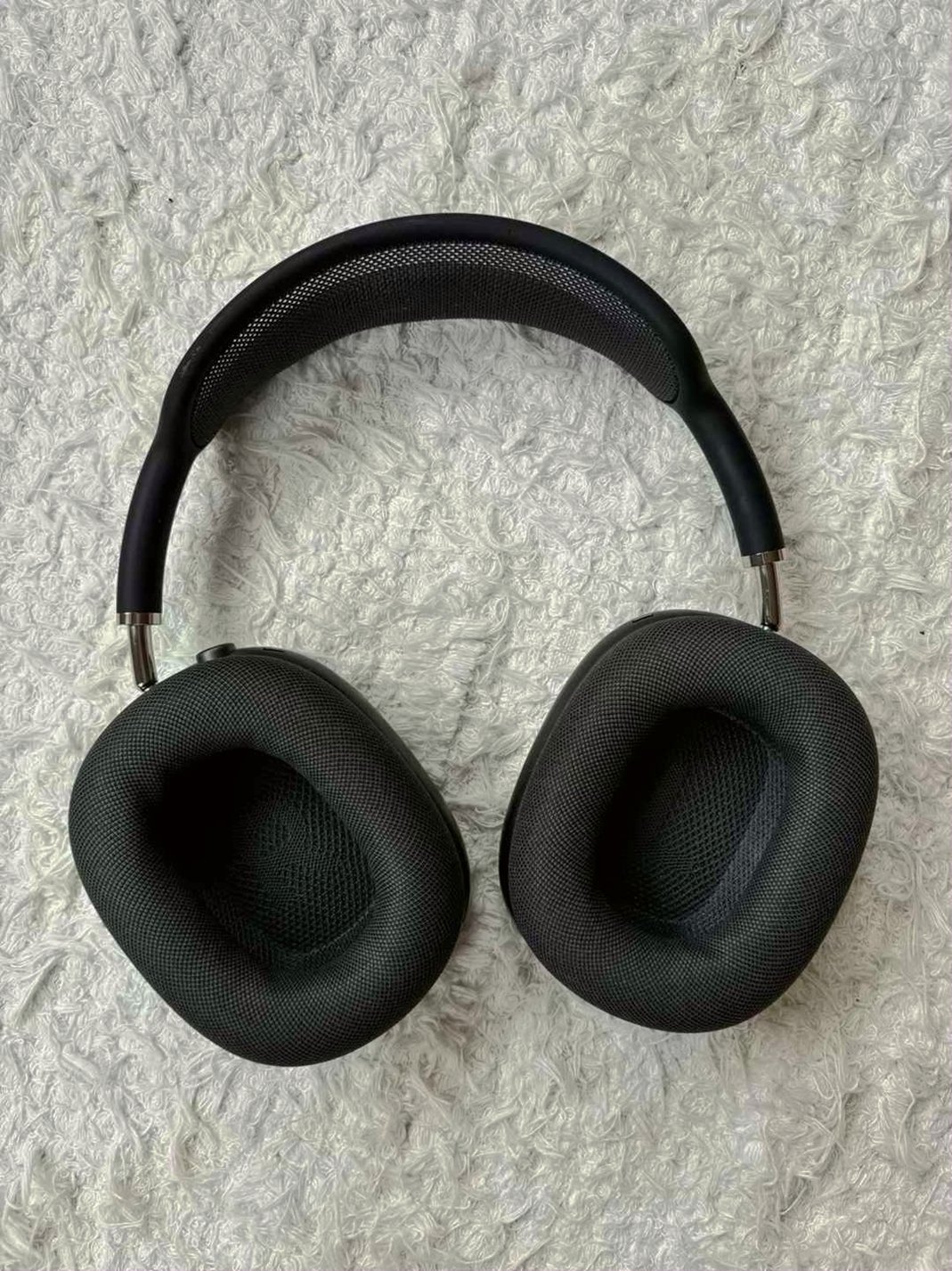 Apple AirPods Max Space Gray Used image 2